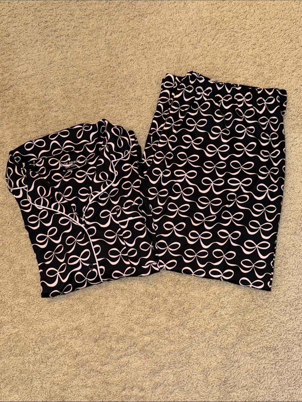 kate spade Black Pajama Set with Pale Pink Bow Print - Picture 15 of 15